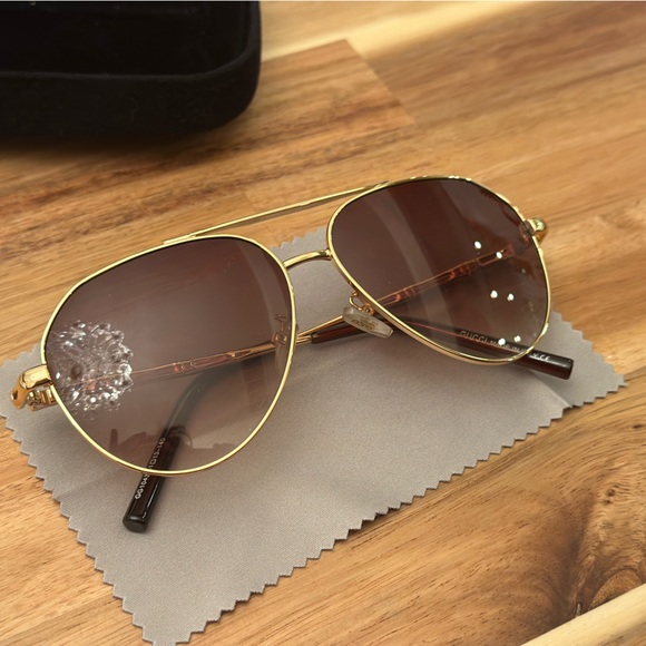 Gucci Sunglasses - Picture 4 of 7